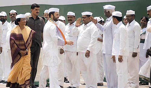 यूपी विधानसभा चुनाव: मैदान हो रहा है तैयार