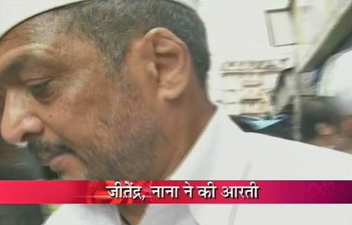 गणेशोत्‍सव के रंग में रंगे बॉलीवुड सितारे | गणेश-पूजा की धूम