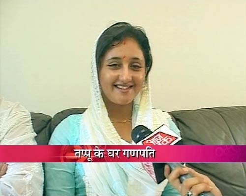 गणेशोत्‍सव के रंग में रंगे बॉलीवुड सितारे | गणेश-पूजा की धूम