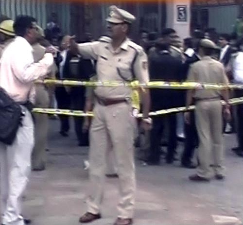 देखें दिल्‍ली में कैसे हुआ बम ब्‍लास्‍ट | क्‍या है सुरक्षा का हाल