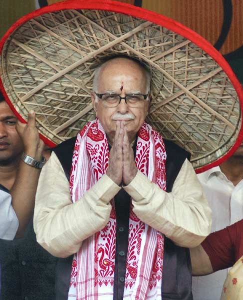 जनचेतना यात्रा: आडवाणी के बयान और तस्‍वीरें | आडवाणी की रथयात्रा