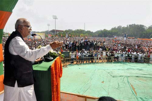 जनचेतना यात्रा: आडवाणी के बयान और तस्‍वीरें | आडवाणी की रथयात्रा