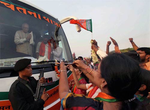 जनचेतना यात्रा: आडवाणी के बयान और तस्‍वीरें | आडवाणी की रथयात्रा