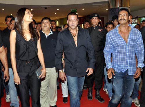 तस्‍वीरों में देखें बीते सप्‍ताह की प्रमुख हलचल