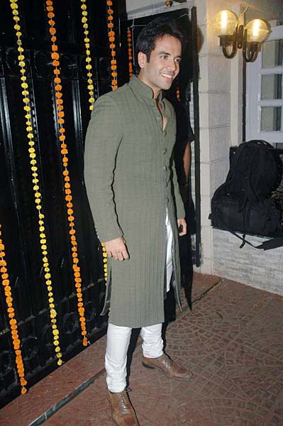 एकता कपूर की दिवाली पार्टी में सितारे | ग्लैमर का तड़का