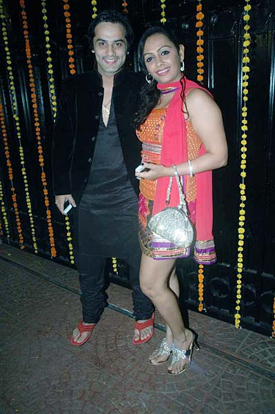 एकता कपूर की दिवाली पार्टी में सितारे | ग्लैमर का तड़का