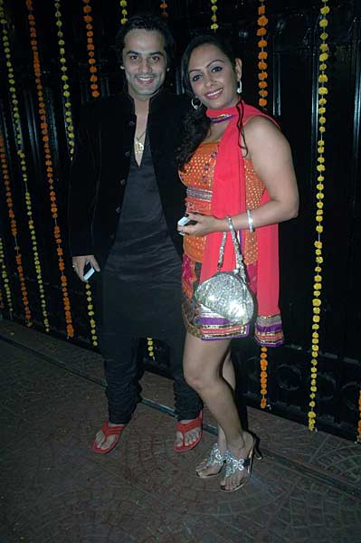 एकता कपूर की दिवाली पार्टी में सितारे | ग्लैमर का तड़का