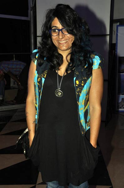 'अजान' की पार्टी में शाहरुख का जलवा  | किंग खान की पार्टी