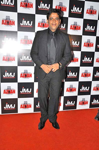 'अजान' की पार्टी में शाहरुख का जलवा  | किंग खान की पार्टी