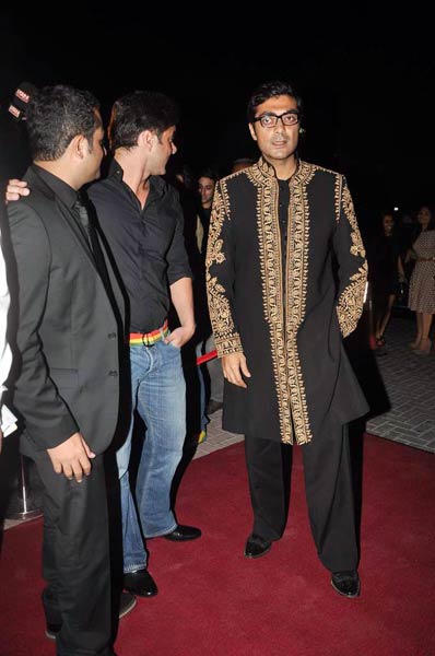 'अजान' के प्रीमियर पर सितारे | 'अजान' का म्‍यूजिक लॉन्‍च...