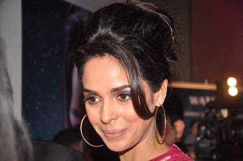 'अजान' के प्रीमियर पर सितारे | 'अजान' का म्‍यूजिक लॉन्‍च...