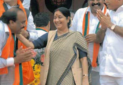 26 अक्‍टूबर 2011: तस्‍वीरों में देखें इंडिया टुडे | पढ़ें: इंडिया टुडे