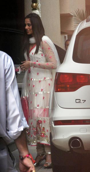 ऐश्वर्या की गोदभराई पर बॉलीवुड का 'जलसा' | मातृत्‍व सुख