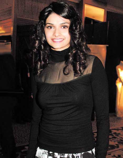 बॉलीवुड में यंगिस्तान की फौज... | बॉलीवुड की परियां