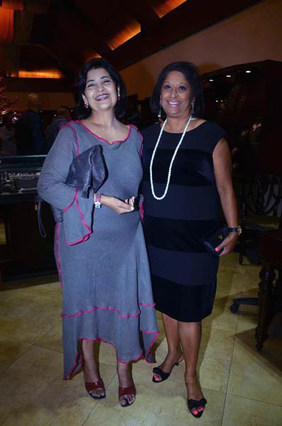 'इस्‍टा' की पार्टी में उमड़े सितारे । सितारों की मस्‍ती