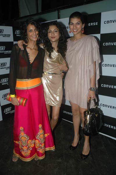 जब एक पार्टी में लगा सितारों का जमघट | दीपिका के जलवे