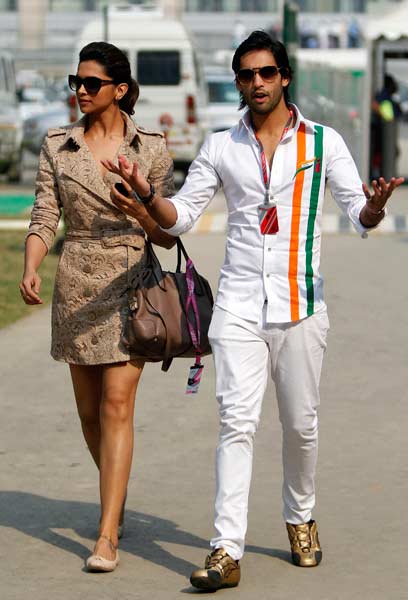 एफ-1 रेस देखने पहुंचे सितारे | सेबेस्टियन बने चैंपियन