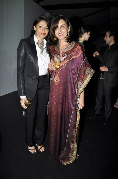 'डिओर' की पार्टी में सितारों का जमावड़ा... | परियों का जलवा