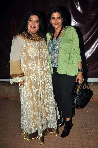 डॉली बिंद्रा की बर्थडे पार्टी में सितारे | ग्लैमर का तड़का