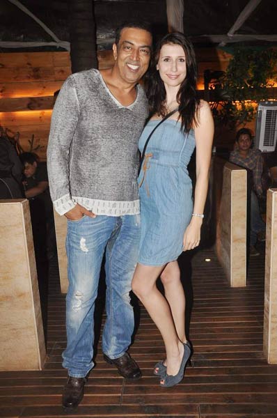 डॉली बिंद्रा की बर्थडे पार्टी में सितारे | ग्लैमर का तड़का