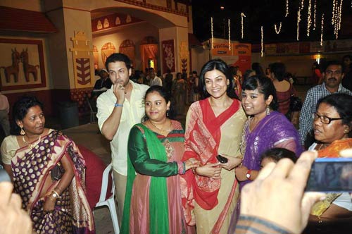 सिनेमा जगत के दिग्‍गजों की दुर्गापूजा...। विशेष कवरेज