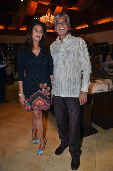 'इस्‍टा' की पार्टी में उमड़े सितारे । सितारों की मस्‍ती