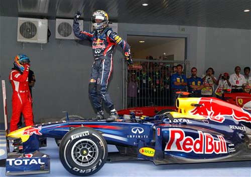 एफ-1 रेस में सेबेस्टियन वेटेल बने चैंपियन | पढ़ें