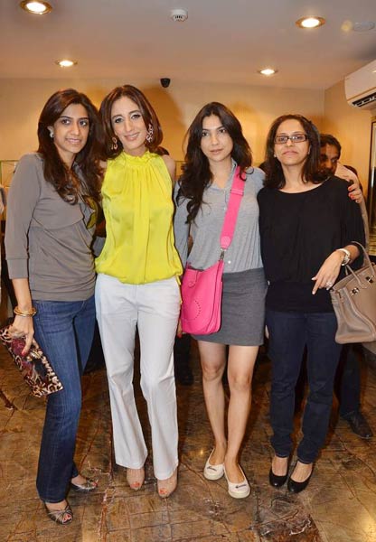 फराह अली की पार्टी में हुस्‍न परियां |   हुस्‍न जो दीवाना बना दे...