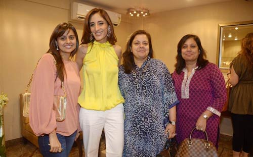 फराह अली की पार्टी में हुस्‍न परियां |   हुस्‍न जो दीवाना बना दे...