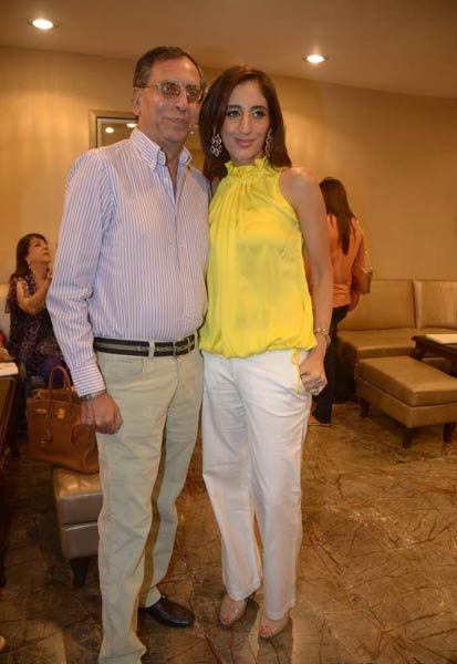 फराह अली की पार्टी में हुस्‍न परियां |   हुस्‍न जो दीवाना बना दे...