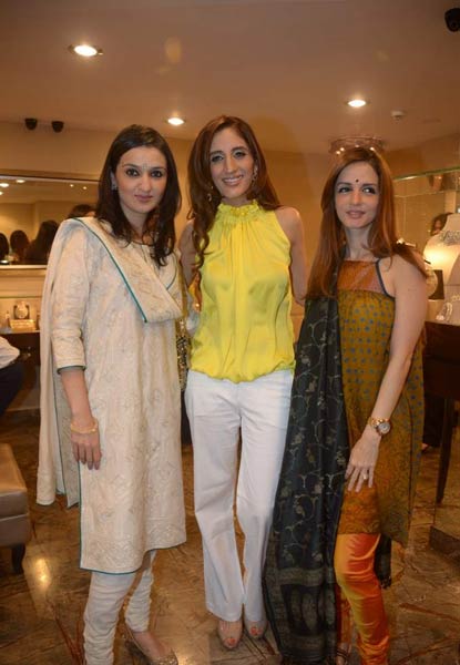 फराह अली की पार्टी में हुस्‍न परियां |   हुस्‍न जो दीवाना बना दे...