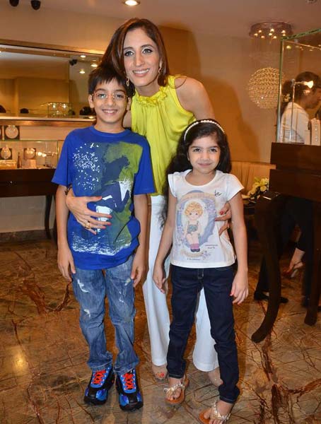 फराह अली की पार्टी में हुस्‍न परियां |   हुस्‍न जो दीवाना बना दे...