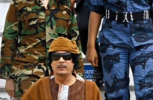 तानाशाह गद्दाफी की मौत पर लीबिया में जश्‍न | कैसे मारा गया गद्दाफी