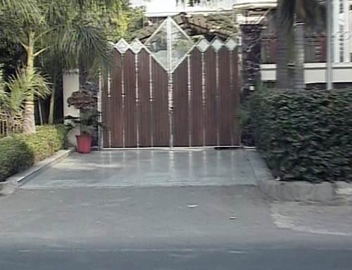 नताशा के साथ शादी के बंधन में बंधे गंभीर | धोनी, साक्षी और समंदर