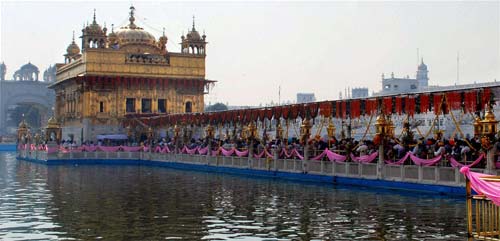 तस्‍वीरों में देखें बीते सप्‍ताह की प्रमुख हलचल