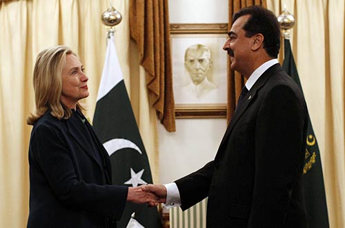 21 अक्‍टूबर 2011: तस्वीरों में देखें दिनभर की बड़ी खबरें  | पढ़ें