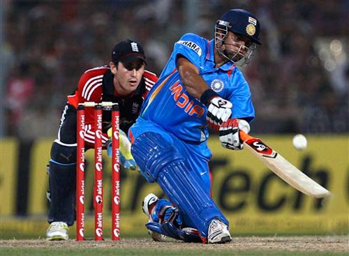 टी-20 मैच जीतकर इंग्‍लैंड ने बचाई प्रतिष्‍ठा