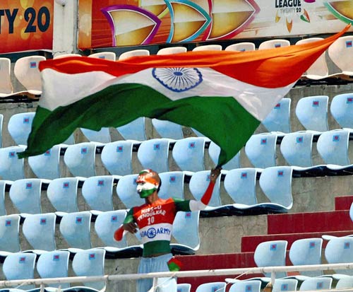 इंग्लैंड के खिलाफ धोनी-रैना का धमाल