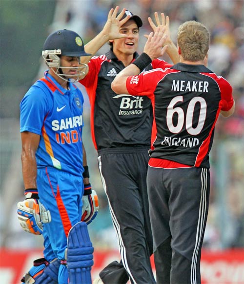 5वें वनडे में धोनी ने दिखाया दम | धोनी पर विशेष