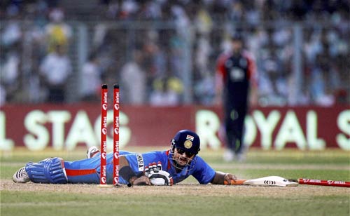 5वें वनडे में धोनी ने दिखाया दम | धोनी पर विशेष