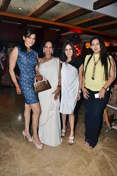 निम्‍मू के कलेक्‍शन लॉन्‍च पर हसीनाएं | ब्राइडल वीक