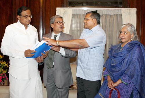 तस्‍वीरों में देखें बीते सप्‍ताह की प्रमुख हलचल