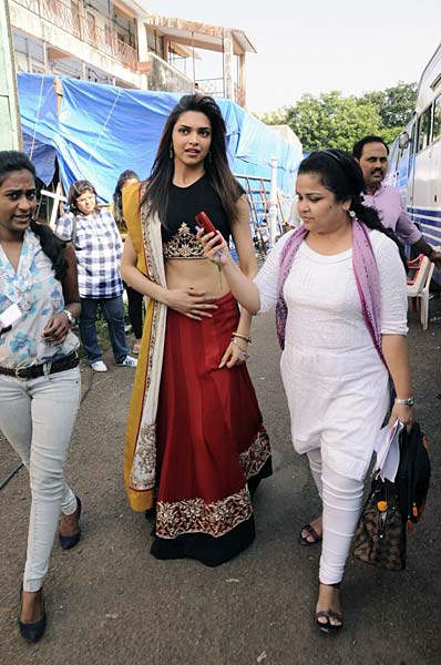 'जस्ट डांस' में थिरके बॉलीवुड सितारे | कैटरीना के ठुमके... 