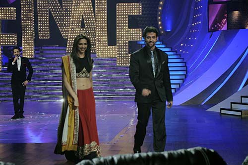 'जस्ट डांस' में थिरके बॉलीवुड सितारे | कैटरीना के ठुमके... 