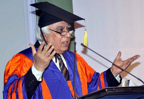 19 अक्टूबर 2011: तस्वीरों में देखें दिनभर की बड़ी खबरें | पढ़ें