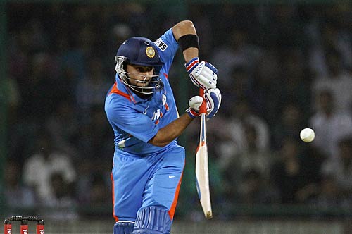 दूसरे वनडे में टीम इंडिया ने इंग्‍लैंड को दी करारी मात