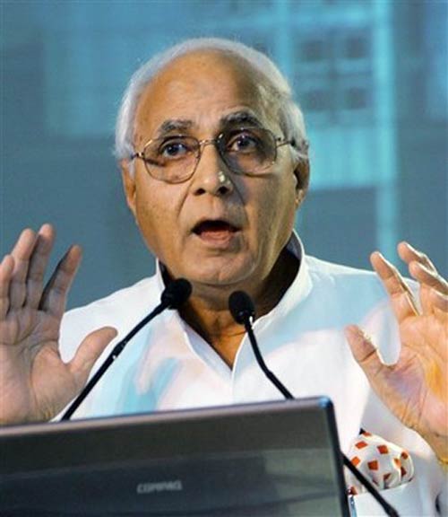 फोर्ब्स सूची 2011: मुकेश सबसे धनी, अनिल टॉप टेन से बाहर | पढ़ें