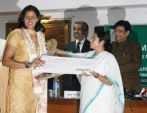 ट्रैक एंड फील्ड इवेंट में कृष्णा पूनिया पर दारोमदार