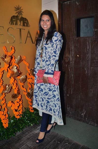 'इस्‍टा' की पार्टी में उमड़े सितारे । सितारों की मस्‍ती