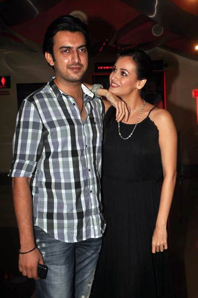 'लव, ब्रेकअप और जिंदगी' के प्रीमियर में सितारे | फोटोशूट